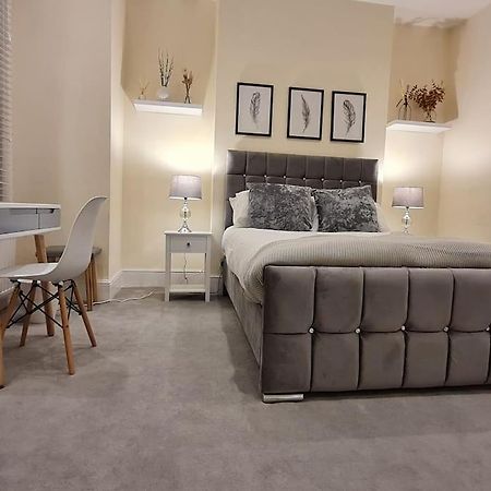 Double Room In Shared Flat London Exterior foto