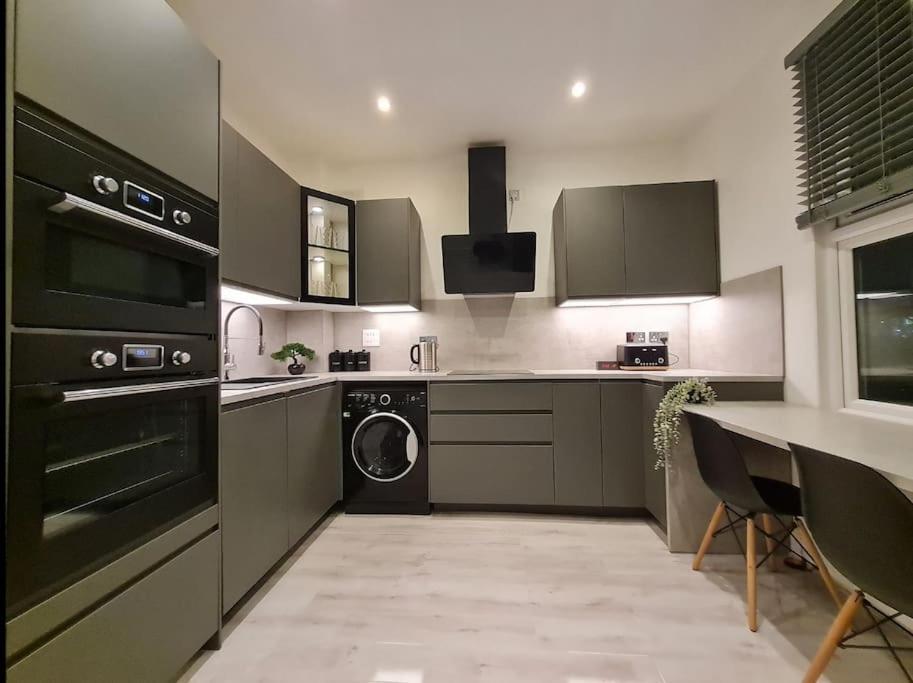 Double Room In Shared Flat London Exterior foto