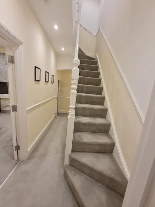 Double Room In Shared Flat London Exterior foto