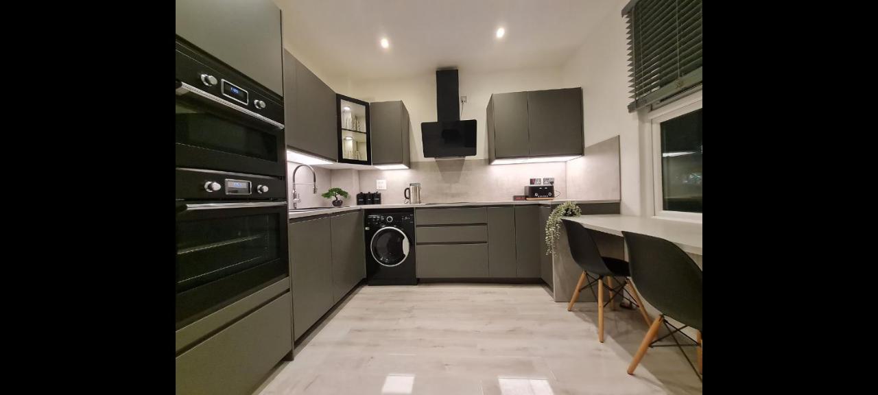 Double Room In Shared Flat London Exterior foto